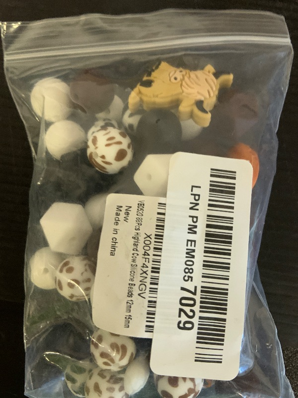Photo 1 of 88Pcs Highland Cow Silicone Beads 12mm 15mm Round Silicone Beads Bulk Black Brown Silicone Focal Beads Cow Rubber Beads DIY Crafts Loose Spacer Beads for Pens Keychains Bracelet Necklace Making
