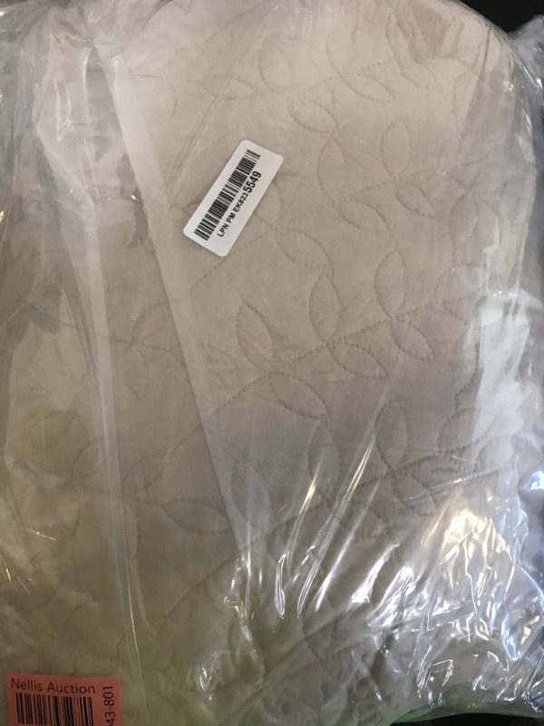 Photo 1 of Masaca Oversized Queen Quilt Bedding Set(100"x106"),Wheat Bedspreads Coverlet Oversized Queen Size Lightweight Farmhouse Quilt with Leaf Pattern Extra Soft