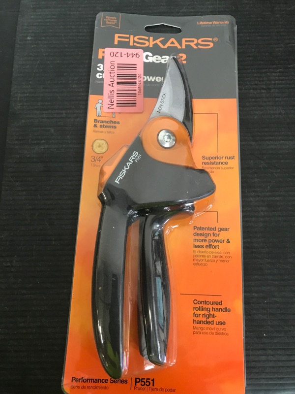 Photo 1 of Fiskars Pruning Shears, Bypass Pruner that Cuts Through Stems up to 3/4-Inch, PowerGear Technology For More Power on Every Cut