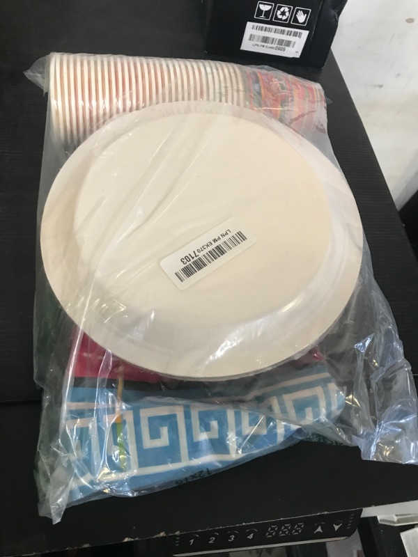 Photo 1 of 165Pcs Fiestas Party Decorations Mexican Themed Tableware Set Serves 30, Include Plates, Napkins, Cups, Forks, Hanging Swirls, Tablecloths, Banner for Birthday Carnival Festival Mexican Party Supplies
