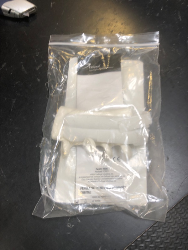 Photo 1 of LMB Soft Core Wire-Foam Ulnar Deviation Splint, Right, B