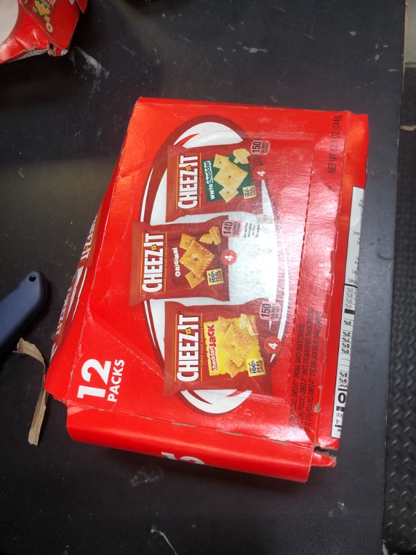 Photo 1 of Cheez-It Cheese Crackers, Baked Snack Crackers, Lunch Snacks, Variety Pack, 12.1oz Box (12 Packs) EXP JAN 31 2026