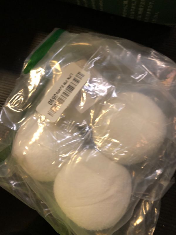 Photo 1 of 4pcs Scum Absorbing Ball for Hot Tub Scum and Pool, White Plunge Scum Ball Cleaner Scum Absorber Balls Filter Clarifier Descaling Ball Washable Scum Absorber for Swimming Pool Bathtub