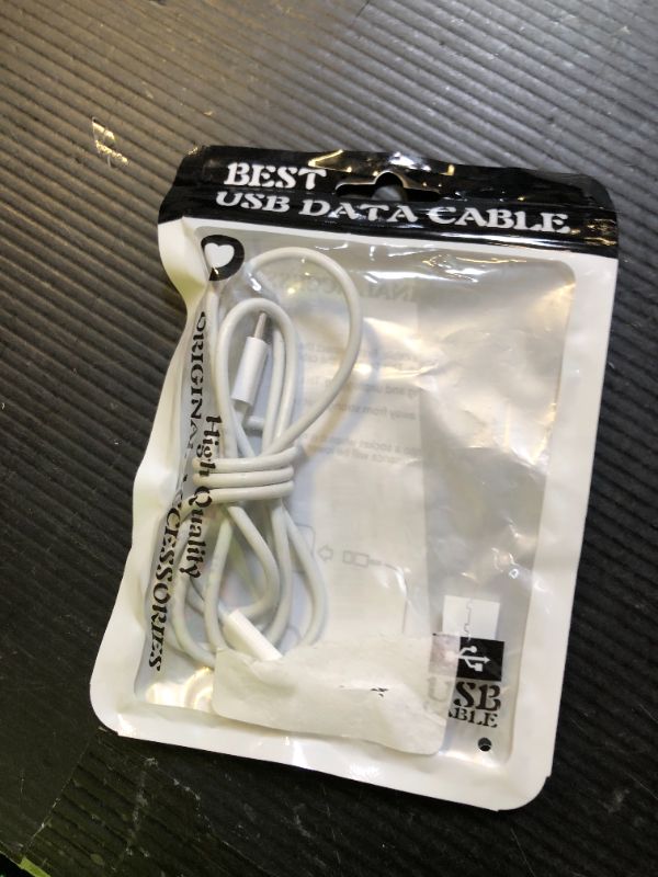 Photo 1 of Car Carplay Cable for iPhone 15/16, USB A to USB C Cable Compatible for iPhone 15/16/16E/SE4, 15/16 Pro Max, 15/16 Plus, iPad 10th/11 Gen,iPad Pro 12.9,iPad Air 5th/4th Charger Cord,Car Charging Cable