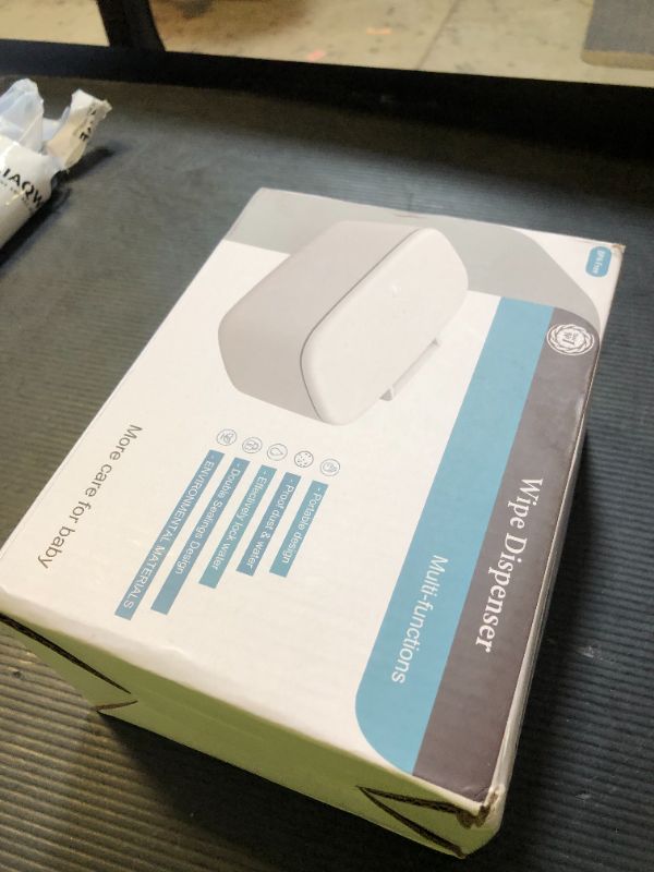 Photo 1 of Zdolmy Wipes Dispenser, Wipe Holder for Baby, Refillable Wipe Container, Large Capacity, Lengthen, Fit for Most Standard Baby Wipe