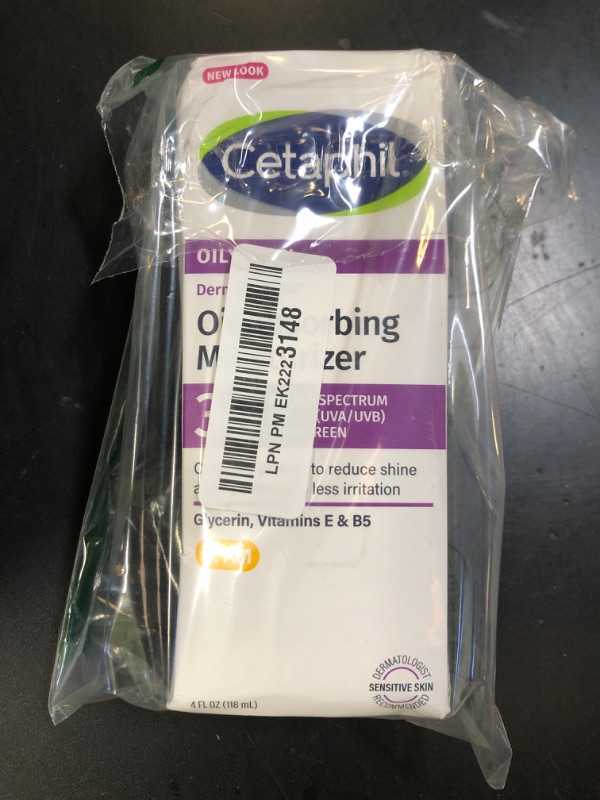 Photo 1 of Cetaphil DermaControl Oil Absorbing Moisturizer with SPF 30, For Sensitive, Oily Skin, 4 Fl oz, Absorbs Oil, Reduces Shine, Hydrates, Protects, No Added Fragrance