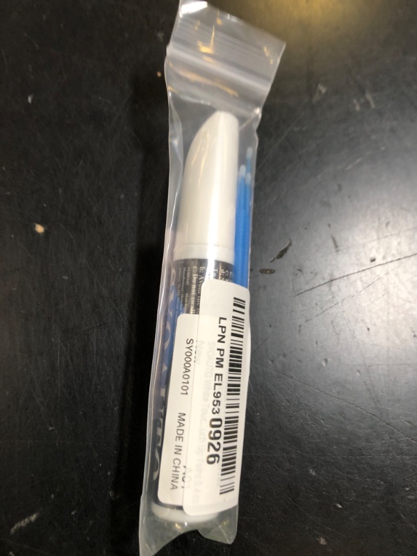 Photo 1 of SYOAUTO White Touch Up Paint for Cars, White Car Touch up Paint White Auto Paint Scratch Repair Automotive Touchup Paint Pen 2 in 1 Car Touch Up Paint 0.4 oz
