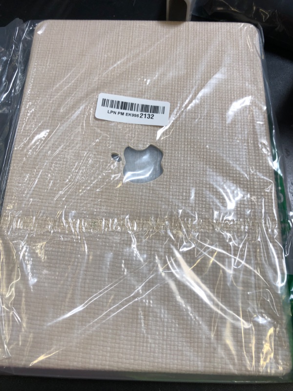 Photo 1 of Seorsok Compatible with New MacBook Air 13.6 inch Case M4 M3 M2 2025 2024-2022 Release A3240 A2681 A3113 Touch ID,Elegant Leather Plastic Hard Shell Case with Transparent Keyboard Cover,Beige