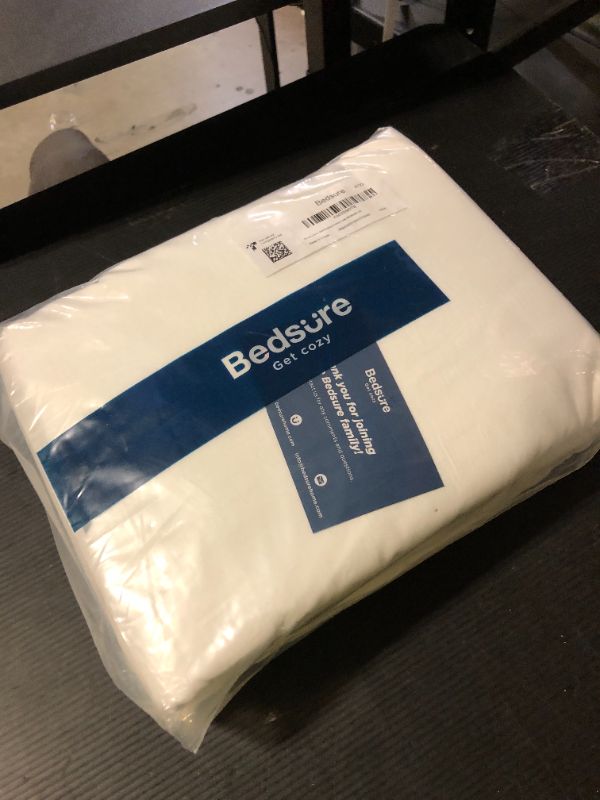 Photo 1 of Bedsure White Duvet Cover Queen Size - 3 Pieces Prewashed Cotton-Like Extra Soft Bedding Set, Includes 1 Duvet Cover 90x90 Inches with Zipper Closure & 2 Pillow Shams, Comforter Not Included