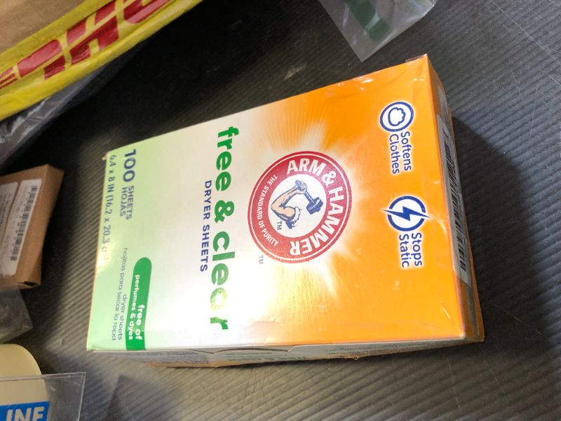 Photo 1 of Arm & Hammer Fabric Softener Sheets, Free of Perfumes and Dyes, 100 ct
