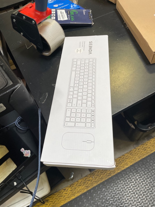 Photo 1 of seenda Bluetooth Keyboard and Mouse for Mac, SKM64-2 Multi-Device Rechargeable Slim Wireless Keyboard Mouse Stainless Steel Full Size, Compatible with MacBook Pro/Air, iPad, Mac - White Silver