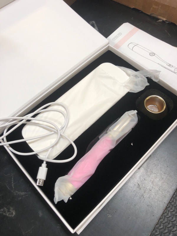 Photo 1 of Sonic Dermaplane Razor for Peach Fuzz with 8 Replaceable Blades(Pink-B0110)