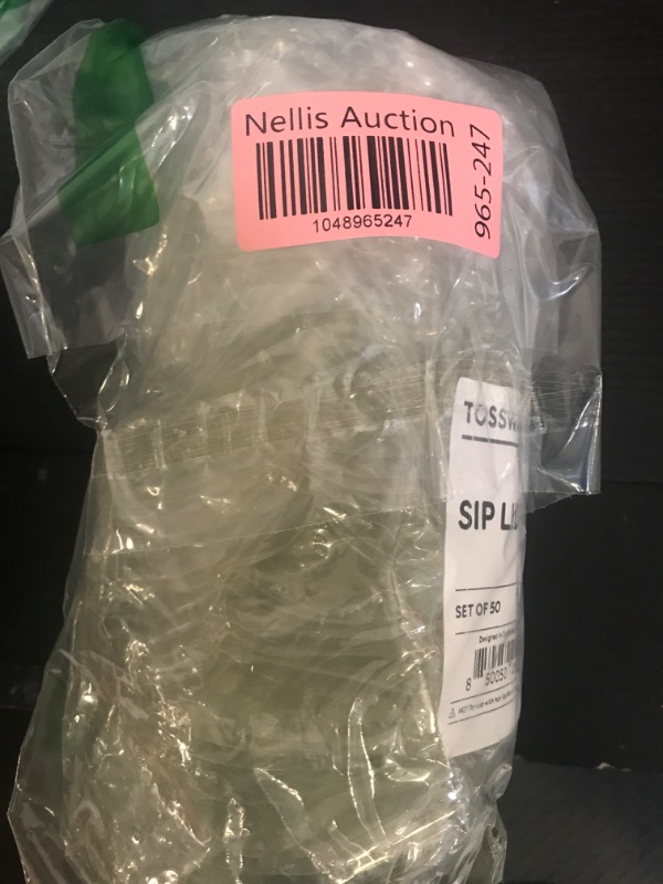 Photo 1 of TOSSWARE NATURAL Flat Sip Lid Set of 50 - Plant Based 96mm Lids for Cold Cups - Plastic Alternative Straw Lid - Clear - Only Compatible With TOSSWARE NATURAL 10, 12, 16, 20 & 24oz Cups