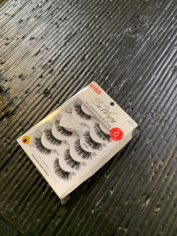 Photo 1 of KISS Blowout, False Eyelashes, 'Pompadour', 16 mm, Includes 5 Pairs Of Lashes, Contact Lens Friendly, Easy to Apply, Reusable Strip Lashes, Glue On Lashes