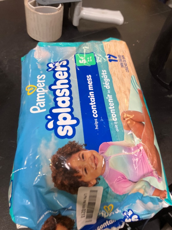 Photo 1 of Pampers Swim Diapers - Splashers - Size 5+, 17 Count, Gap-Free Disposable Baby Swimming Pants