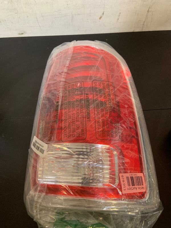 Photo 1 of Lochnchn LED Tail Light Assembly Compatible with 2013-2018 Dodge Ram 1500,2014-2018 Ram 2500 3500 Right Passenger Side Led Taillights Rear Outer Tail Lamp Replace CH2801203 68093078AB