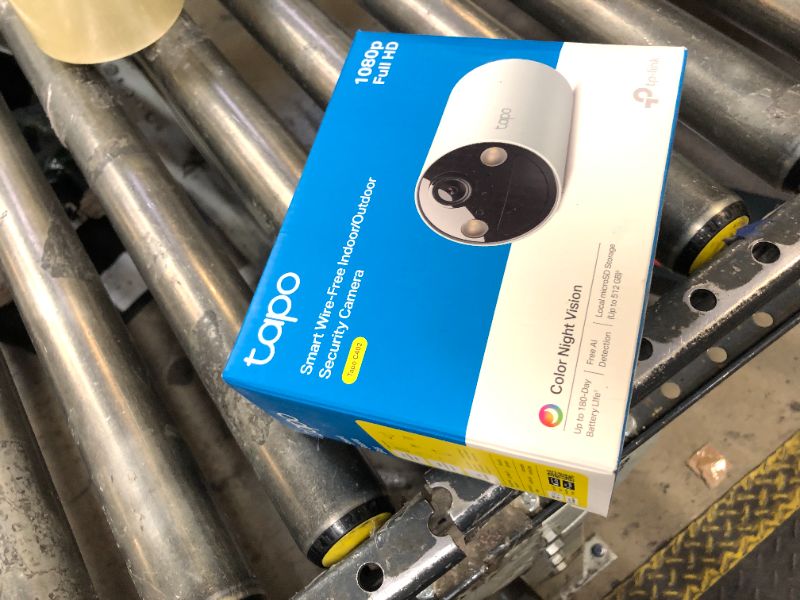 Photo 1 of 1080P Wireless Outdoor Security Camera White, Tapo C402
