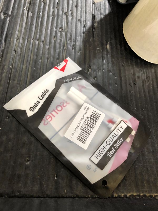 Photo 1 of Apple lightning to audio jack cable 2pc