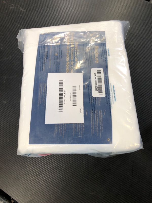 Photo 1 of Bedsure White Duvet Cover Queen Size - 3 Pieces Prewashed Cotton-Like Extra Soft Bedding Set, Includes 1 Duvet Cover 90x90 Inches with Zipper Closure & 2 Pillow Shams, Comforter Not Included