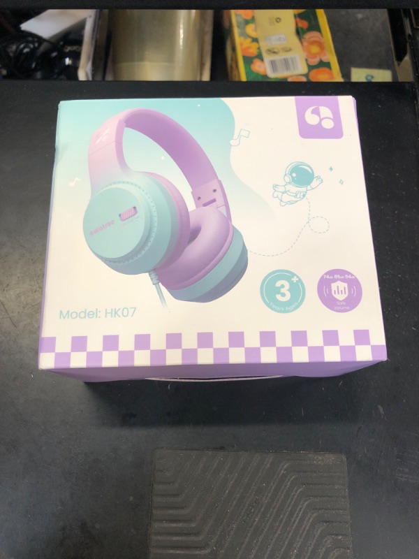 Photo 1 of Kids Headphones with Cord for School, 74/85/94dB Volume Limit, Wired Over-Ear Headphones for Kids Boys Girls, Stereo Sound 3.5mm Jack for Tablet, Kindle, YOTO Player, Airplane Travel, Purple Green