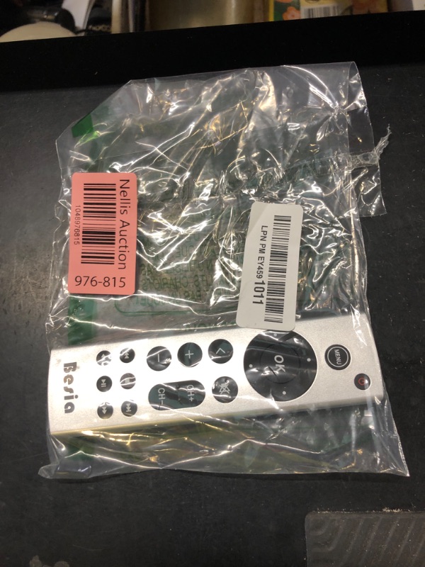 Photo 1 of Universal Replacement Remote for Apple TV 4K/ Gen 1 2 3 4/ HD A2843 A2737 A2169 A1842 A1625 A1427 A1469 A1378 A1218, No Voice Command Included