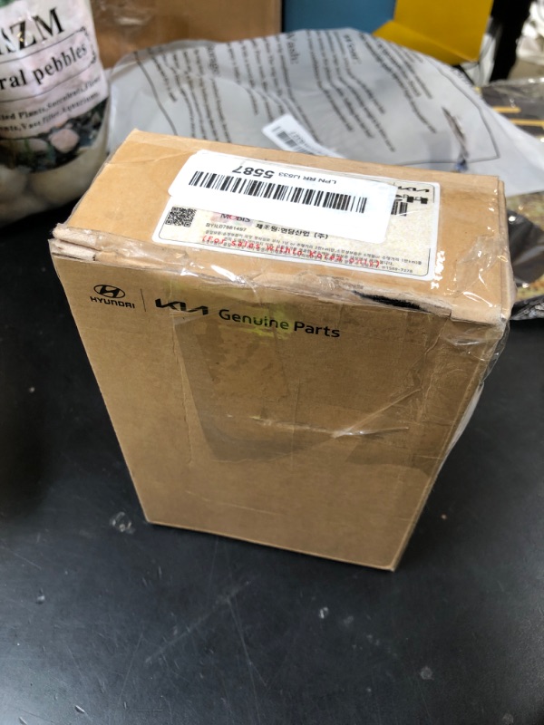 Photo 1 of HYUNDAI Genuine 31910-2H000 Fuel Filter