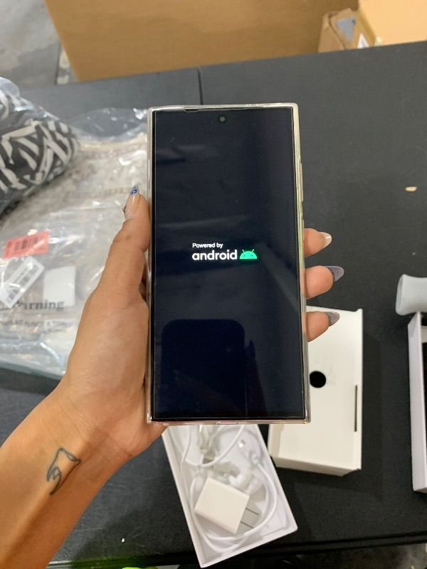 Photo 1 of I24 Ultra Unlocked Smartphone,6GB+256GB Built in Pen with128GB Memory Card cell phone Android 13, 6.8"HD Screen Unlocked Cell Phone, 6800mAh, 48MP+108MP Dual Camera/Fingerprint Lock (Titanium Yellow)