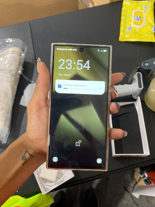 Photo 1 of I24 Ultra Unlocked Smartphone,6GB+256GB Built in Pen with128GB Memory Card cell phone Android 13, 6.8"HD Screen Unlocked Cell Phone, 6800mAh, 48MP+108MP Dual Camera/Fingerprint Lock (Titanium Yellow)