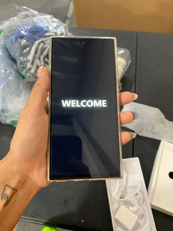 Photo 1 of I24 Ultra Unlocked Smartphone,6GB+256GB Built in Pen with128GB Memory Card cell phone Android 13, 6.8"HD Screen Unlocked Cell Phone, 6800mAh, 48MP+108MP Dual Camera/Fingerprint Lock (Titanium Yellow)