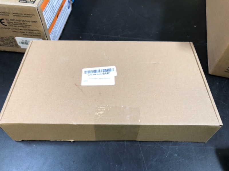 Photo 1 of 10 PCS 6 inch Professional Plastic Large Spring Clamps Heavy Duty for Crafts or Plastic Clips and Backdrop Clips Clamps for Backdrop Stand, Photography, Home Improvement and so on