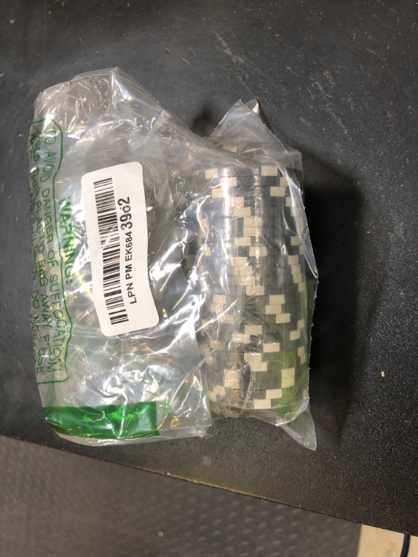 Photo 1 of DA VINCI 50 Clay Composite Dice Striped 11.5 gram Poker Chips, Black