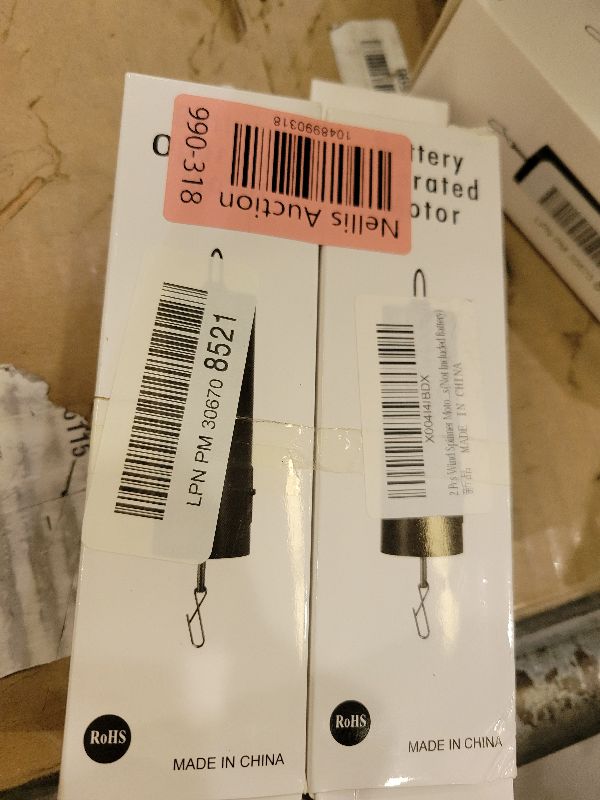 Photo 1 of 2 Pcs Wind Spinner Motor Hanging Black Mini Wind Spinner Motor Display Spinning for Wind Chime Outdoor Garden Decoration Halloween Mardi Gras Accessory Supplies(Not Included Battery)