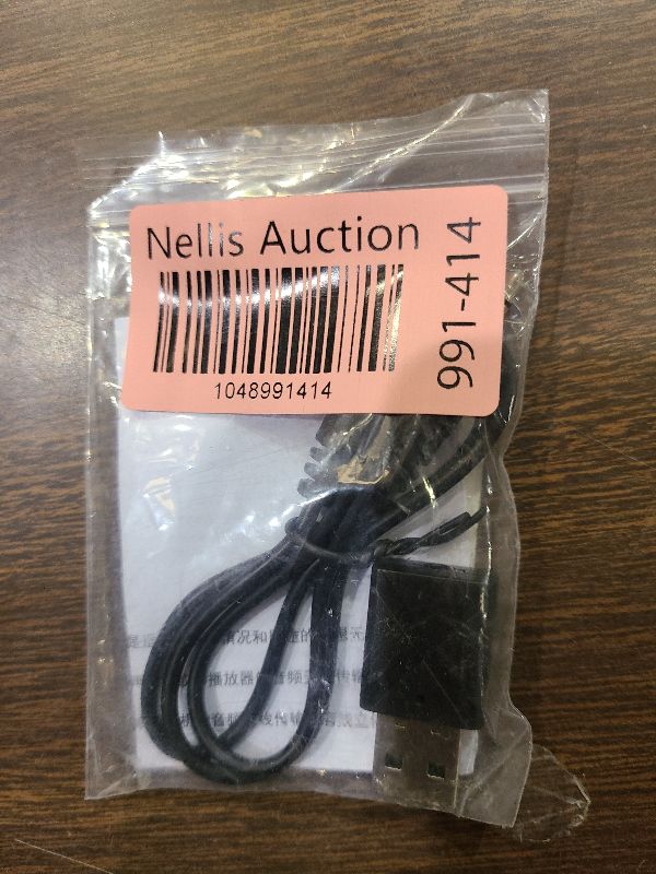 Photo 1 of 2-in-1 Bluetooth Adapter Transmitter Receiver Music TV PC Audio Transmitter 3.5mm