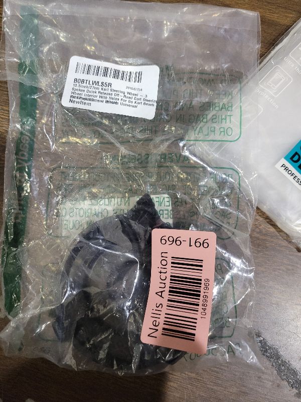 Photo 1 of 10.5inch/27cm Kart Steering Wheel - 3 Spokes Quick Release Off-Road Cart Steering Wheel Interior With Holes For Go Kart Beach Kart Replacement Vehicle Universal (10.5inch/27cm - Black)