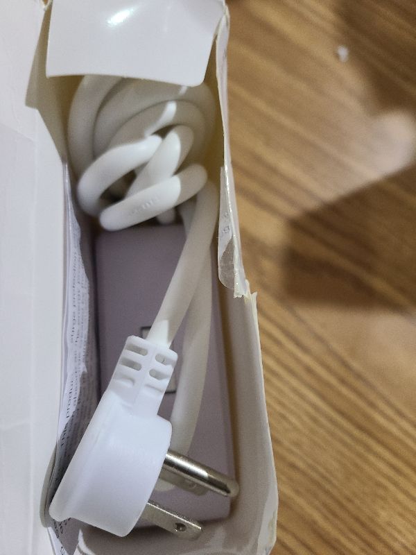 Photo 1 of 10Ft Surge Protector Power Strip - CHCORE Flat Plug Extension Cord with 8 Outlets and 4 USB Ports(2 USB C), 3 Side Wall Mount Outlet Extender for Home Dorm Room Essentials, ETL Listed, White