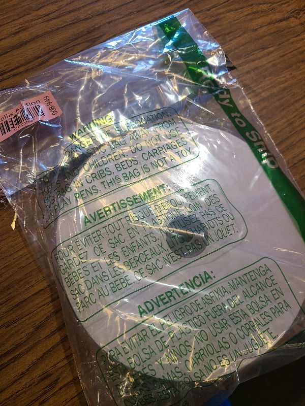 Photo 1 of 1.5" X 20 Yards Burgundy Velvet Ribbon for Christmas Tree Wreath Decoration Handmade Crafts Ornaments Gift Wrapping & Bow Making