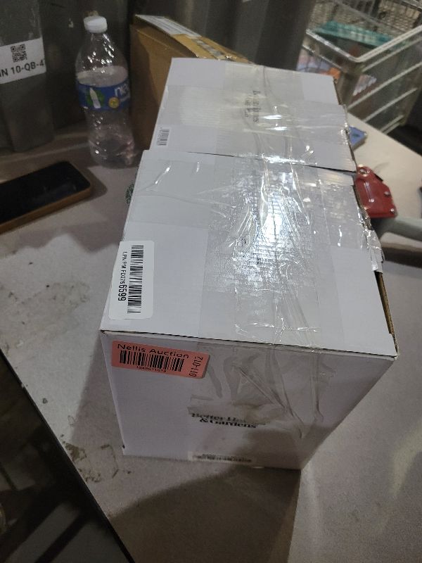 Photo 1 of 12Packs ST64 Large Vintage LED Edison Bulbs, 60W Equivalent 7W, 800Lumens, Dimmable Antique LED Filament, 2700K Warm White, E26 Medium Base Light Bulbs High Brightness Clear Glass for Bedroom Office