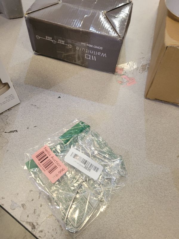 Photo 1 of 1PCS Stainless Steel Vegetable And Fruit Peeler Heavy Duty Sharp Blade Ergonomic Handle For Potatoes Carrots Apples Cabbage, SerratedPeeler