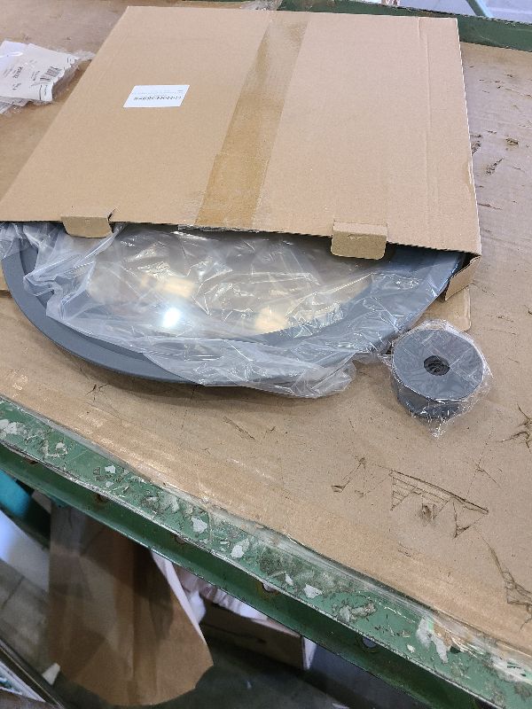 Photo 1 of 13-14-15 in Universal Lid for Oversized Pots, Pans and Skillets, Extra Large Pot Lid Tempered Glass Lid with Heat-Resistant Silicone Edge, Cookware Lids, Replacement Frying Pan Cover, Grey