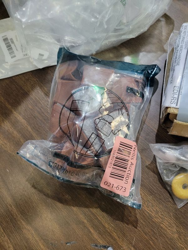 Photo 1 of 16 PCS Square Chair Leg Floor Protector, Silicone Chair Leg Cover, Furniture Leg Protectors with Felt, Mobile Table Leg pad, Protect The Floor from Scratches.1 1/2 in Brown.