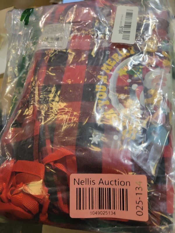 Photo 1 of 12 PCS Burlap Christmas Drawstring Gift Bags, 10x12in Buffalo Plaid Xmas Gift Bags w/ Tags, Cotton Fabric Goody Gift Treat Bags Xmas Sacks Medium Reusable Gift Wrapping Bags for Holiday Party Favors