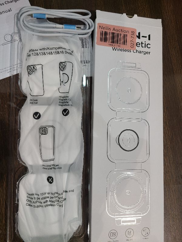 Photo 1 of 3 in 1 Charging Station for Apple Multiple Devices, Foldable Magnetic Fast Wireless Charger Dock, Travel Charging Pad for iPhone 17 16 15 14 13 12 Pro Max Plus Apple Watch Series & AirPods 4/3/2/Pro