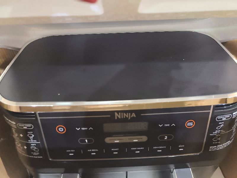 View 3 of Ninja | Air Fryer | Finish Cooking Multiple Foods at the Same Time | 6-in-1 (Air Fry, Broil, Roast, Keep Warm, Dehydrate, Bake) | Fit up to 8lb Chicken Wings in the two 5 QT Baskets | DZ302