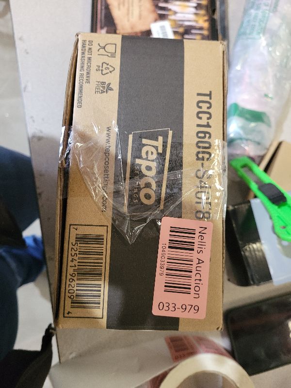 Photo 1 of 160 Silverware Set - Disposable Flatware - 80 Plastic Forks, 40 Plastic Spoons, 40 Cutlery Knives - Heavy Duty for Party Bulk Pack (Gold)