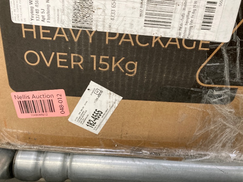 Photo 1 of ***(PARTS ONLY-SELLING AS IS)***
Seenda GCPro-10 Gaming Chair, Big and Tall Video Game Chair with Footrest, High Back Ergonomic Computer Desk Chair Height Adjustable with Headrest and Lumbar Support