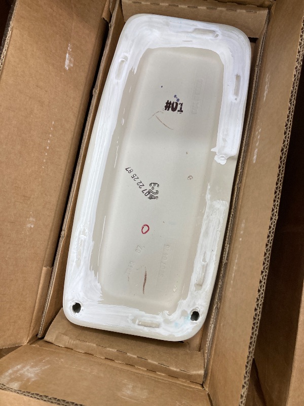 Photo 1 of ***THIS IS TANK ONLY***SELLING AS PARTS ONLY***
TOTO Drake ONE-Piece TANK ONLY Cotton White - CST776CSG#01