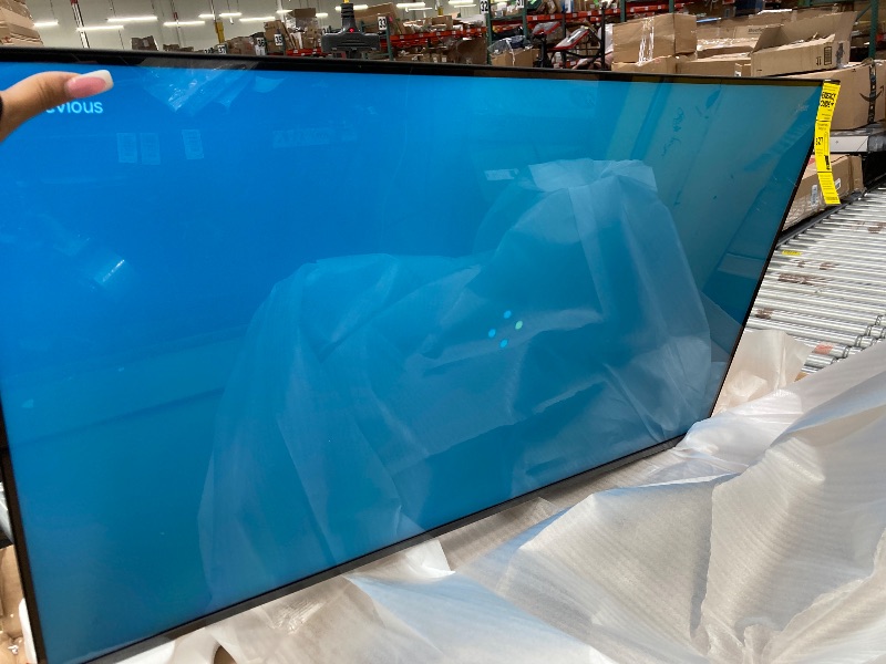 Photo 1 of Samsung 43-Inch Class Crystal UHD U8000F 4K Smart TV (2025 Model) Endless Free Content, Crystal Processor 4K, MetalStream Design, Knox Security, Alexa Built-in