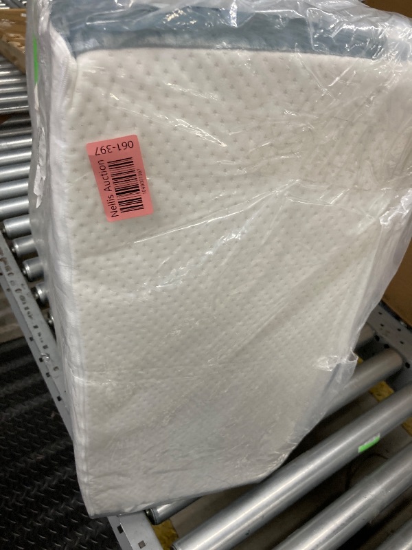 Photo 1 of  ***b needs to be washed ****Wedge Pillow for Sleeping, 9 & 12 Inch Adjustable Bed Wedge Pillow for Back Pain Relief, 7 in 1 Body Positioner Bed Wedge Pillow, Memory Foam Pillow Wedge for Post Surgery, Acid Reflux and Snoring
