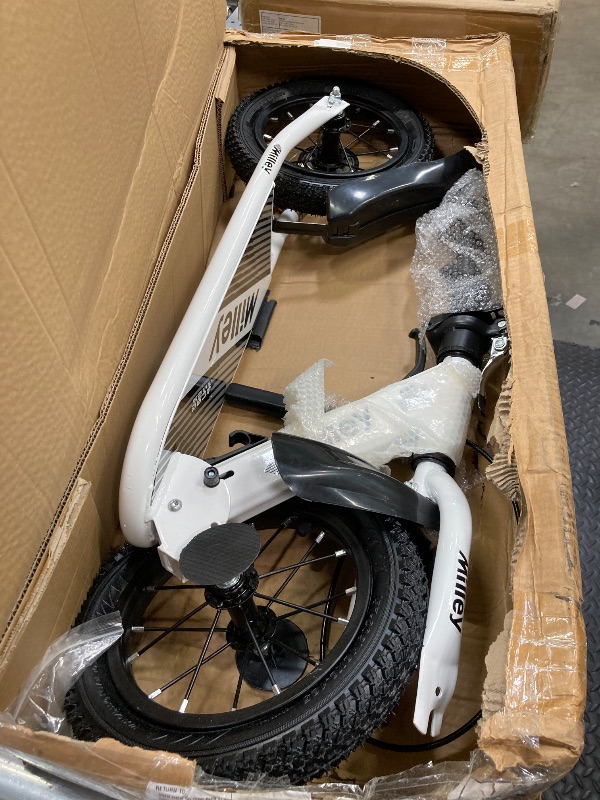 Photo 1 of ** ***REFERENCE PHOTO*****Aosom Youth Scooter Kick Scoote,S., with Adjustable Handlebar, 16" Inflatable Wheels, Dual Brakes, White