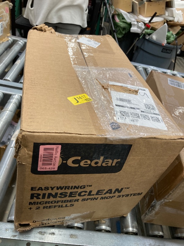 Photo 1 of ***USED***O-Cedar RinseClean Spin Mop & Bucket System + 2 Extra Mop Heads| Clean with Clean Water | Removes 99% of Bacteria